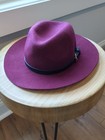 Womens Fedora Maroon 100  Wool Belted Hat  7 5 x6 5  Interior Dimensions 