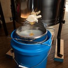 Vivo Electric 4 8 Frame Stainless Steel Honey Extractor  bee-v004e 
