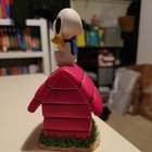 Ceramic Snoopy   Woodstock On Red Dog House Tricket Box