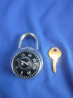 One Master Lock Pre-owned used Combination Black Padlock 1525 Lock  With Key 