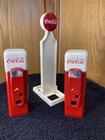 Coca Cola Salt And Pepper Shakers   Vending Machine With Stand   Vintage 1993