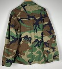 Vtg Us Army Combat Woodland Camo Field Jacket Coat Size M X-short Patch Military