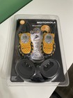 New In Packaging  Motorola Talkabout T5950 5-mile Walkie Talkies W charge Stand
