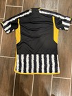 Men   s Adidas 2023-2024 Juventus Home Jersey Size Medium - Nwt