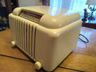 Vtg 1950s Mid Century Art Deco Plaskon    Sparton Am Radio Plays Stations Fair
