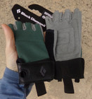 Black Diamond Women   s Small Gloves Crag 1 2 Half Finger Climbing Green S