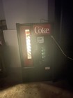 Coca-cola Cavalier Uss-8-64 Coin Operated Enjoy Coke Soda Vending Machine