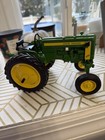 John Deere Model 420 V Tractor Phase 2 1957