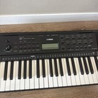 Yamaha Psr-e273 61-key Portable Keyboard  no Power Adapter  Piano