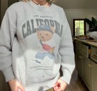 Oversized Graphic Knit Sweater - Los Angeles California Teddy Bear Light Gray
