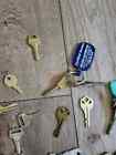 Random Lot Of 30 Vintage House Keys Various Kinds