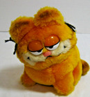 1981 4    Garfield Plush Cat Sitting- Vintage Stuffed Animal Plush Toy- Dakin