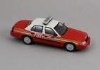 1 64  diecast  New York Fire Dept Fdny Police Car Sedan  nib 