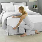 1800 Thread Count White Solid 4 Piece Bed Sheet Set 100  Egyptian Cotton