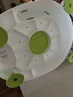 Pre-loved Baby Bath Seat Non-slip Bathtub Chair Suction Cup Toddler Foldable 