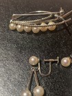 Nice Vintage Pearl Brooch And Screw On Earrings 