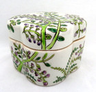 Vintage Chinese Porcelain Box W  Lid   Fern Plants