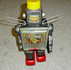 1968 Fighting Space Man Robot Horikawa Japan Tin Toy Battery Op Red Switch Front