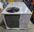 Carrier   48gclm06a2a3a0a6a0   208-230v   Packaged Rooftop Unit