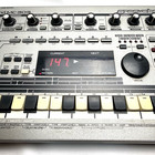 Roland Mc-303 Groovebox Sample Drum Machine Synthesizer W  Adaptor