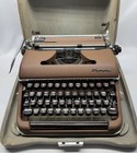 1958 Olympia Sm3 De Luxe German Manual Typewriter W hard Case - Tested working