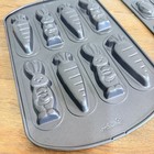 Wilton 12-cavity Christmas Lightbulb Non-stick Cookie Pan   Carrot And Bunnies