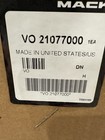 New Genuine Oem  - Headlamp Mack Lh rh  21077000  2mo513dm  2mo516cm