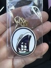 Vintage Holland America Line Cruise Ship Enamel Metal Keychain   Bag Holder