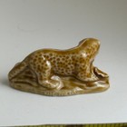 Wade Whimsies Leopard Honey Figurine Vintage Brown Spots Cat wildlife Collection