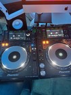 2x Pioneer Cdj-2000 Nexus Professional Dj Multi Player Digital Turntable Cdj2000