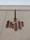 Antique Shoe Cobbler Stand With 6 Assorted Sized Shoe Forms