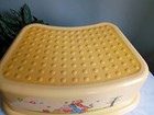 Vtg Rare  Disney Winnie The Pooh  Bathroom Step Stool Yellow Y2k Plastic Euc 