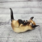 Hagen Renaker Miniature Porcelain Climbing Siamese Cat Figurine   2 