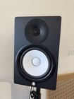 Yamaha Hs8 Studio Monitor Speaker - Black