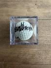        donald Trump Signed Golf Ball     Maga W  Holo Coa     President Autograph
