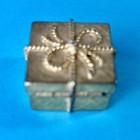 Vtg Estee Lauder Present Solid Perfume Compact Mini Gift Box Pill Box 1 25   