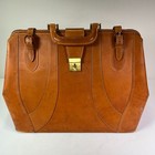 Vintage Tweeds 72830 Tan Genuine Leather Doctor s Travel Bag Made In Uruguay