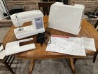 Singer Fashion Mate 5560 Electronic Sewing Machine Portable Free Arm W  Pedal  
