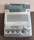 Sony Mz-b100 Portable Minidisc Recorder  Md Audio Player Used From Japan