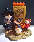 Wee Forest Folk Welcome Trick Or Treeters M-280a Le Retired Halloween Figurine