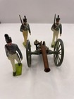 Vintage Warriors Of The World Cadet Soldiers Lot Of 3 Plastic Toys And Cannon