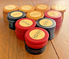 100 Bakelite  catalin  Poker Chips -two-tone  Hhr Monogram - Red  Blue  Amber
