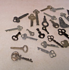 30 Piece  Lot Of Flat Keys