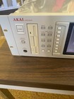 Akai S5000 Midi Stereo Digital Sampler     64-voice  Wav  2gb Internal Hard Drive