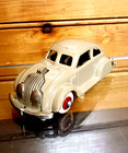 Vtg 1930   s Hubley Cast Iron Dsoto Airflow Sedan-very Good Model - Must See