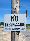 Ho Scale - Norfolk Southern No Trespassing Sign - 4 Pack -  Choice Of Posts