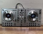 Numark Mixtrack Platinum Fx Se Four Deck Dj Controller   Read