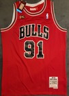 Dennis Rodman Signed Jersey W beckett Bas Coa Chicago Bulls  91 Mitchell   Ness