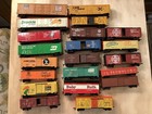 Ho Scale Model Train Lot Of 21 Box Cars Mixed Brands Santa Fe Advertising