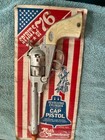 Vintage 200 Years  spirt Of 76  Revolving Pistol Toy Cap Gun 1976 Rare Card